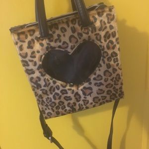 Leopard print valfre handbag!